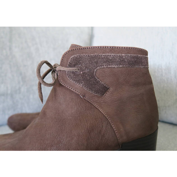 Azura Sz‎ 10.5 European Luxury Apolonia Brown Leather Tie Up Pointed Toe Bootie - Picture 6 of 10